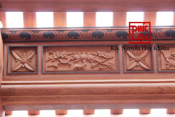 Bức đục chạm tinh tế và rất kỹ