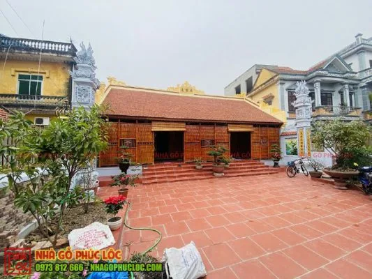 Tổng thể nhà gỗ 5 gian thông hiên
