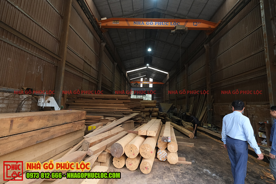 Toàn cảnh xưởng nhà gỗ 