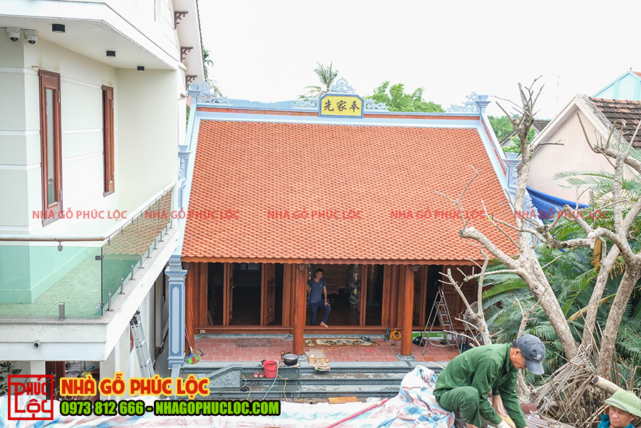Nhà làm theo kiến trúc tiền kẻ hậu bẩy, vì đốc chồng rường