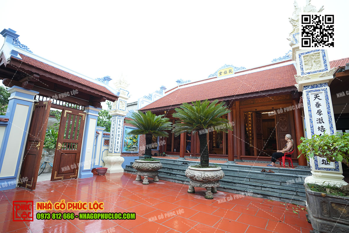 Nha-go-3-gian-co-hau-cung-7