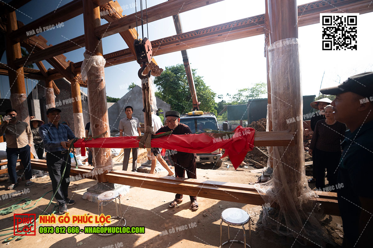 Cat-noc-nha-go-3-gian-4-mai-13