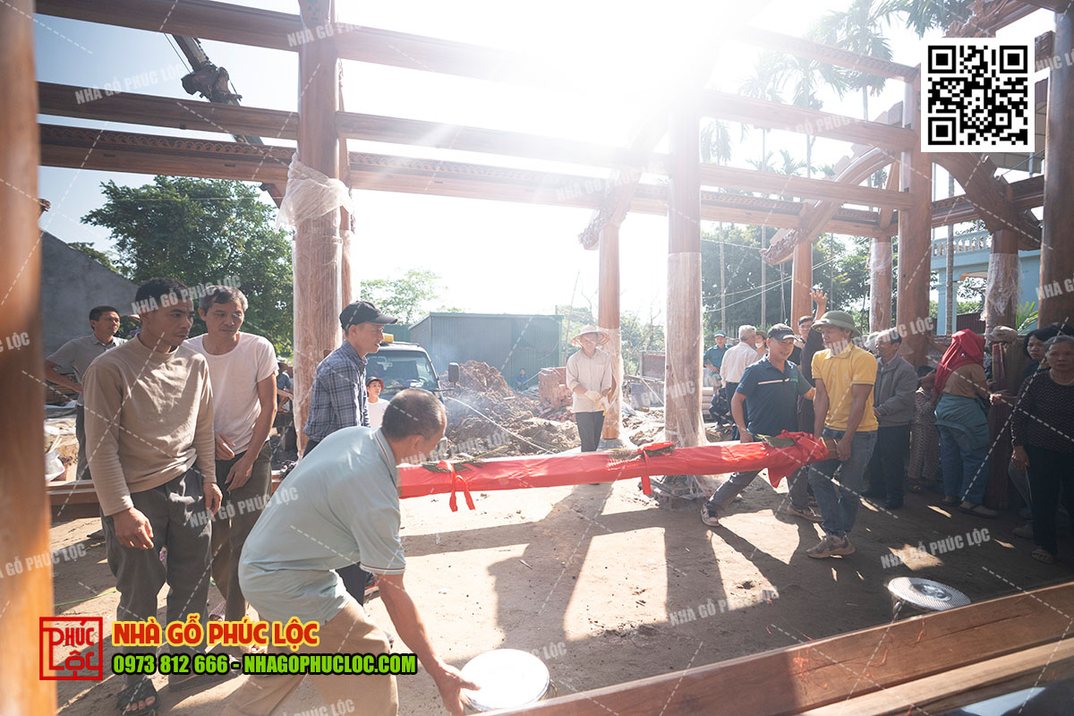 Cat-noc-nha-go-3-gian-4-mai-15