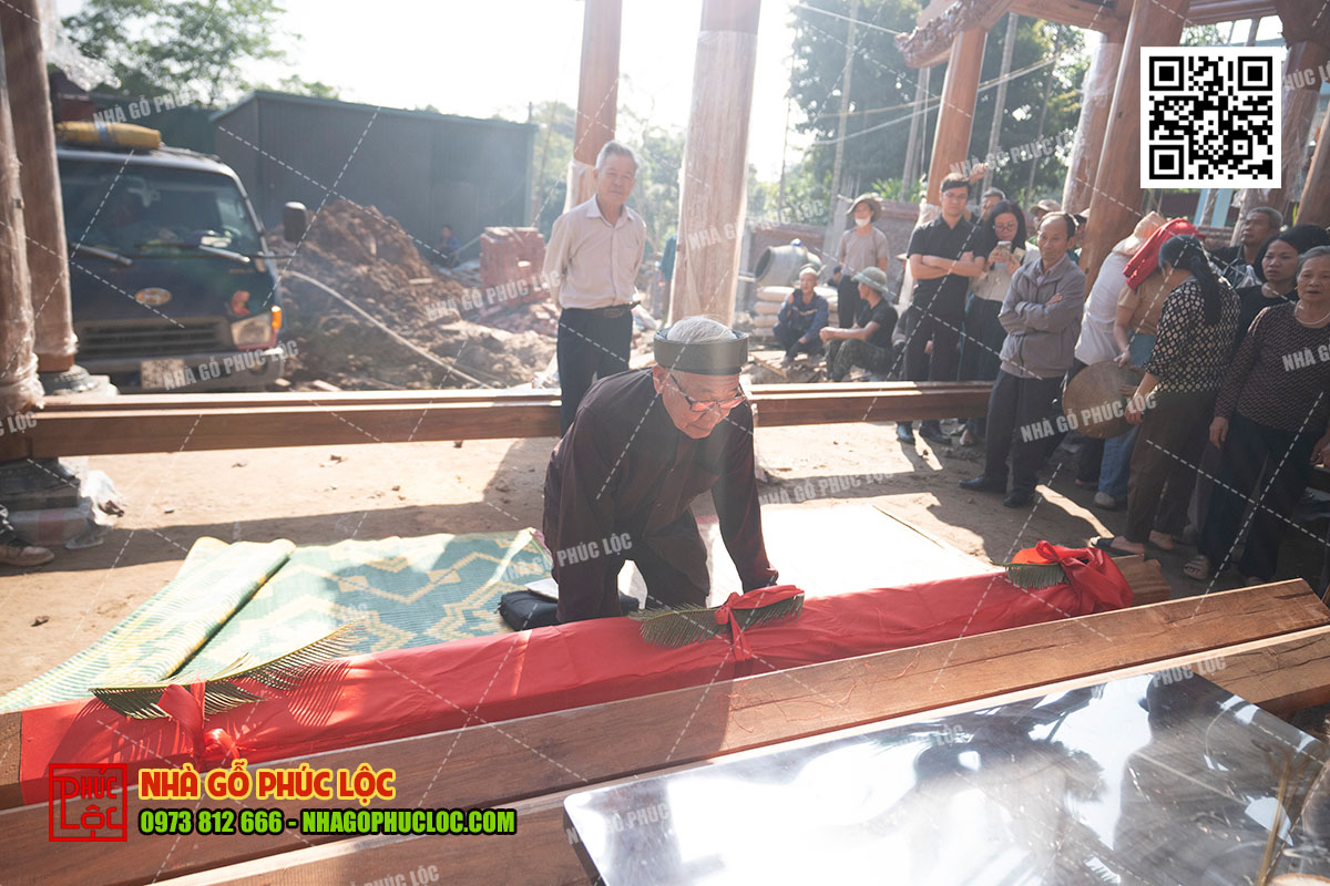 Cat-noc-nha-go-3-gian-4-mai-16