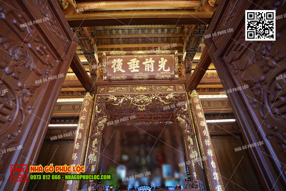 Nha-go-3-gian-co-cot-hien-bang-da-8