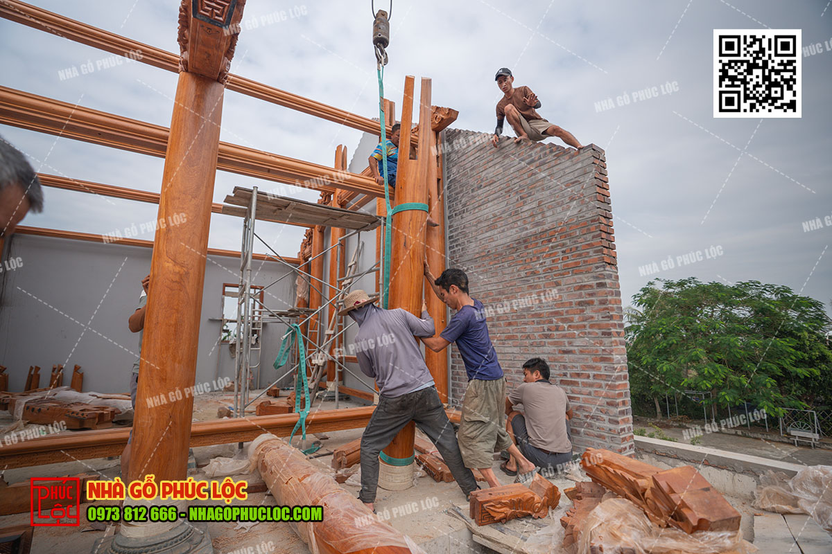 Nha-go-3-gian-go-do-18