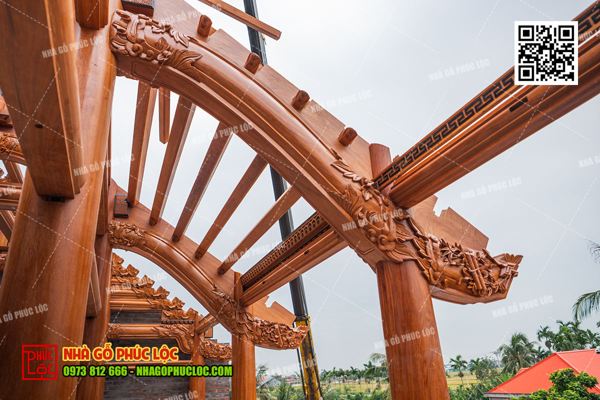 Nha-go-3-gian-go-do-4