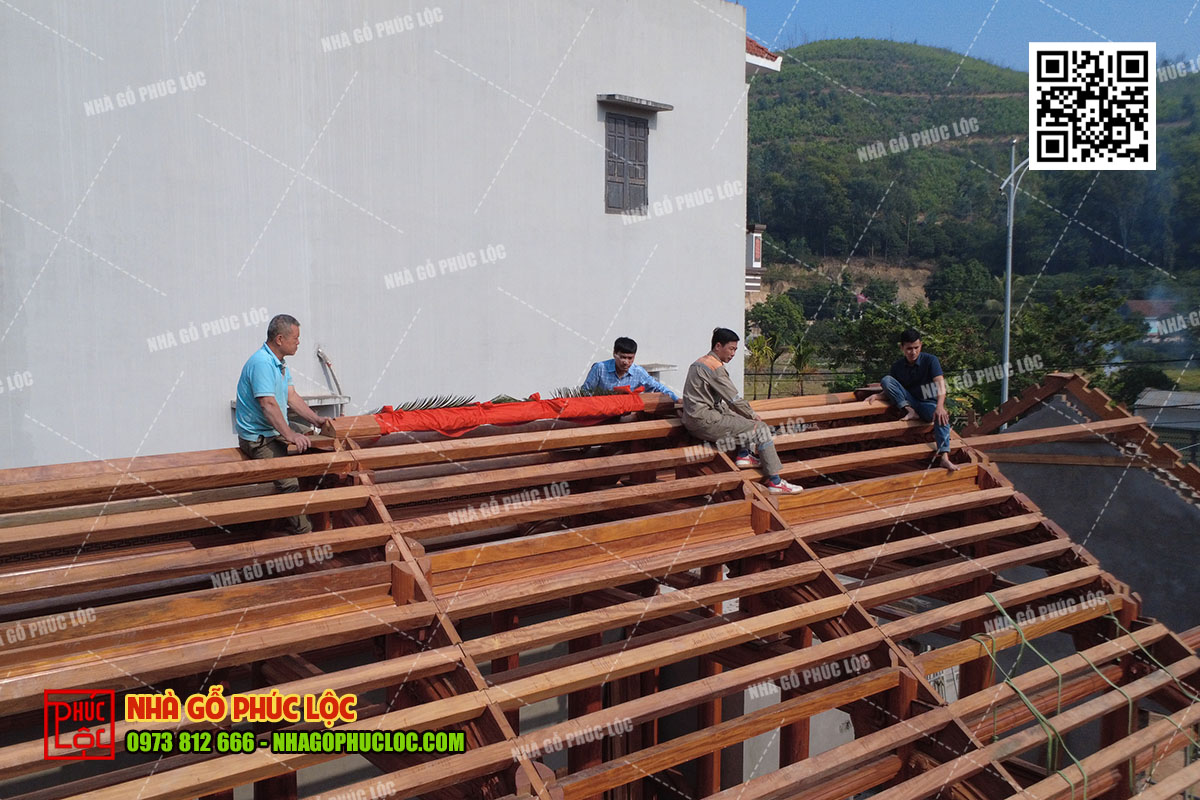 Cat-noc-nha-go-5-gian-thong-hien-2