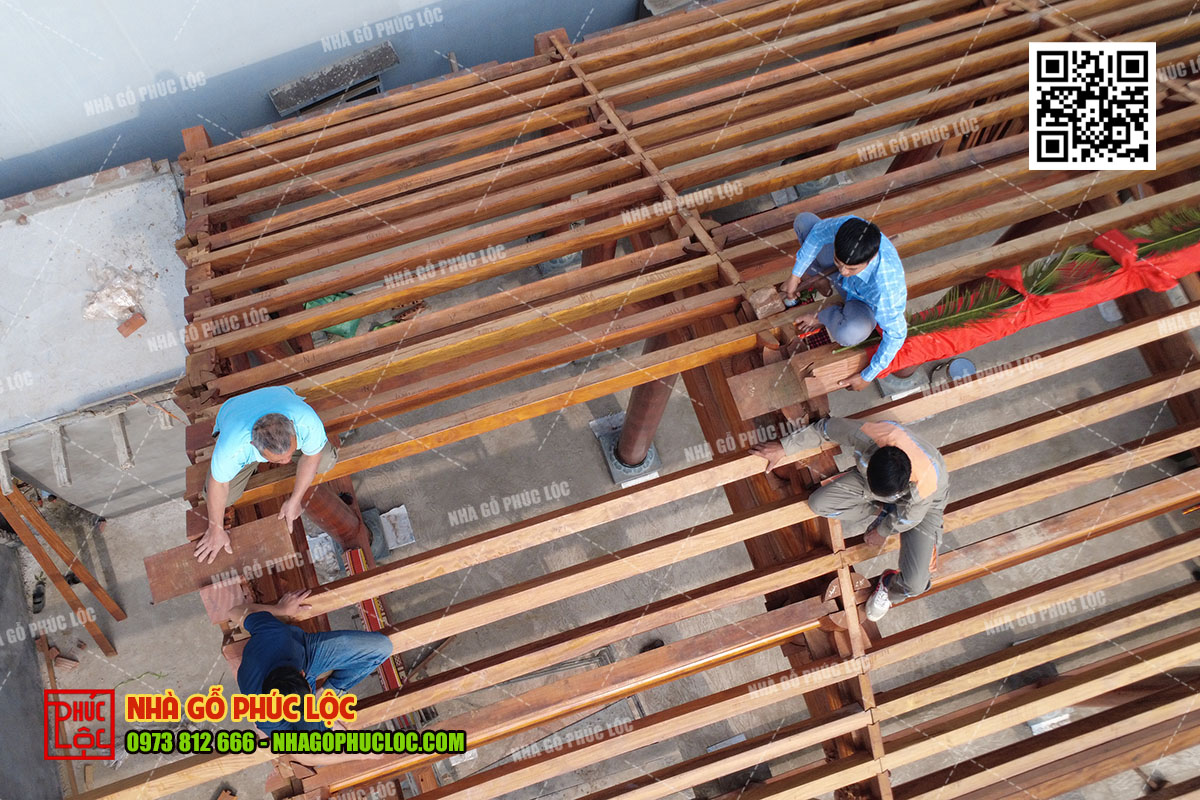 Cat-noc-nha-go-5-gian-thong-hien-4