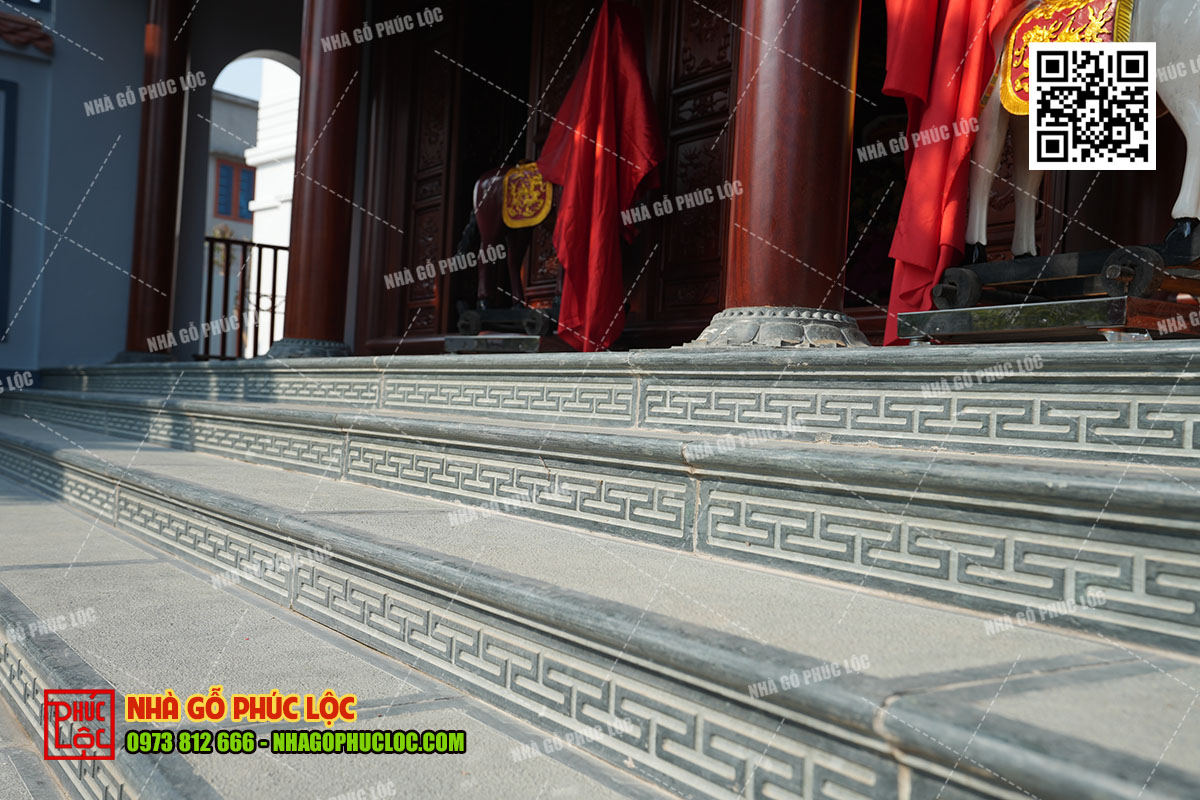 Nha-go-3-gian-co-cot-dong-tru-6