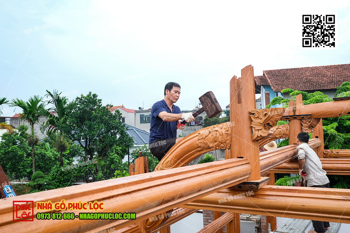 Thợ làm nhà gỗ 