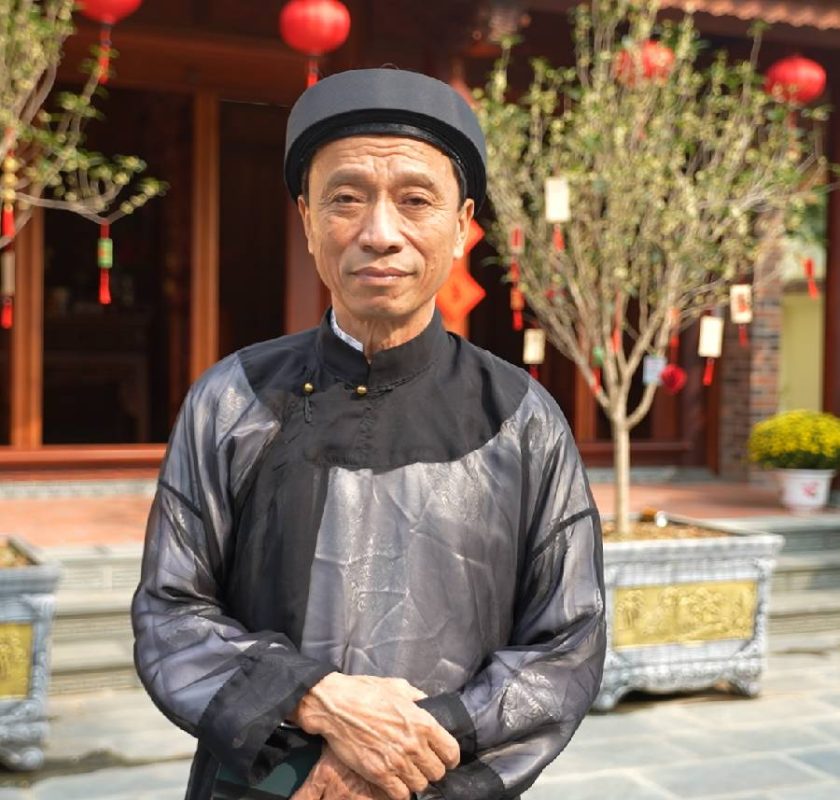 Nghe Nhan Nguyen Khac Tien
